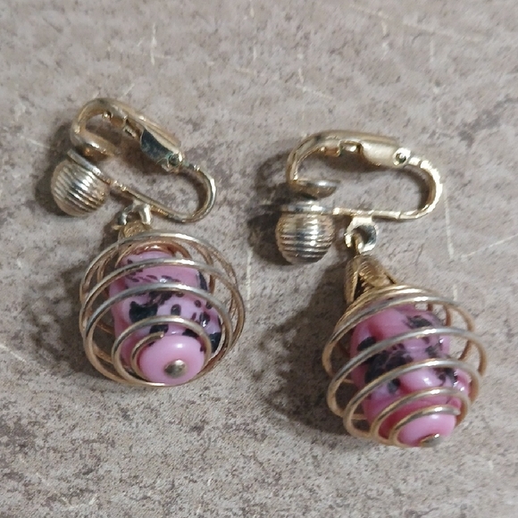 Estate Collection Jewelry - Vintage Stone Swirl Earrings